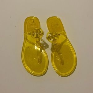 tory burch shoes size 6 great condition im not sure if it’s discontinued